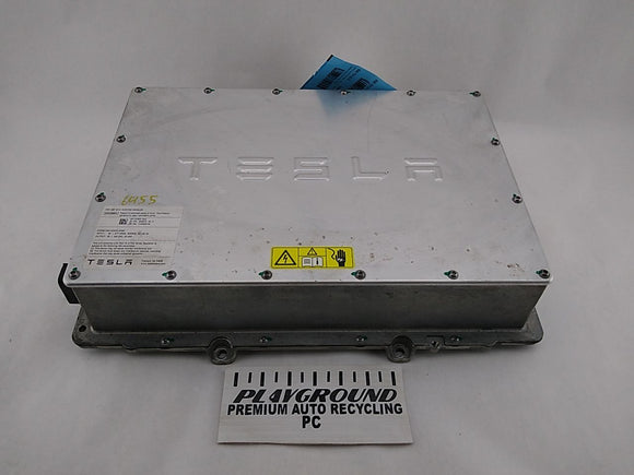 Tesla Model S Battery Charger