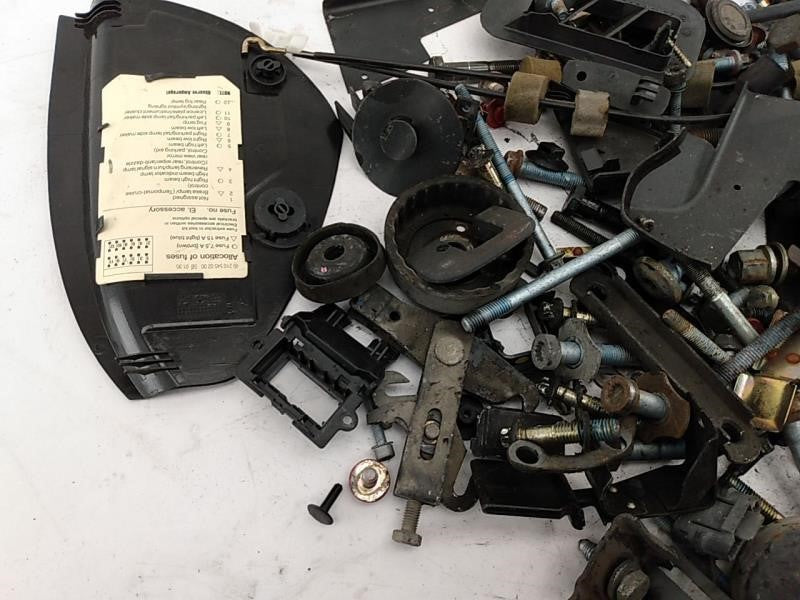 Mercedes SLK230 Dismantling Hardware