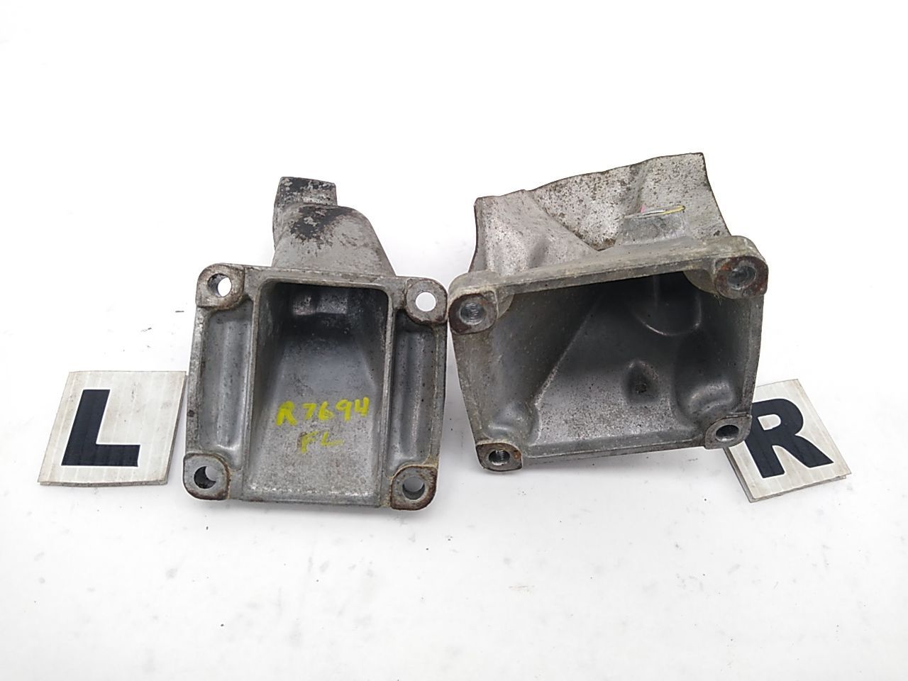 Mercedes SLK230 Pair Of Engine Mount Brackets