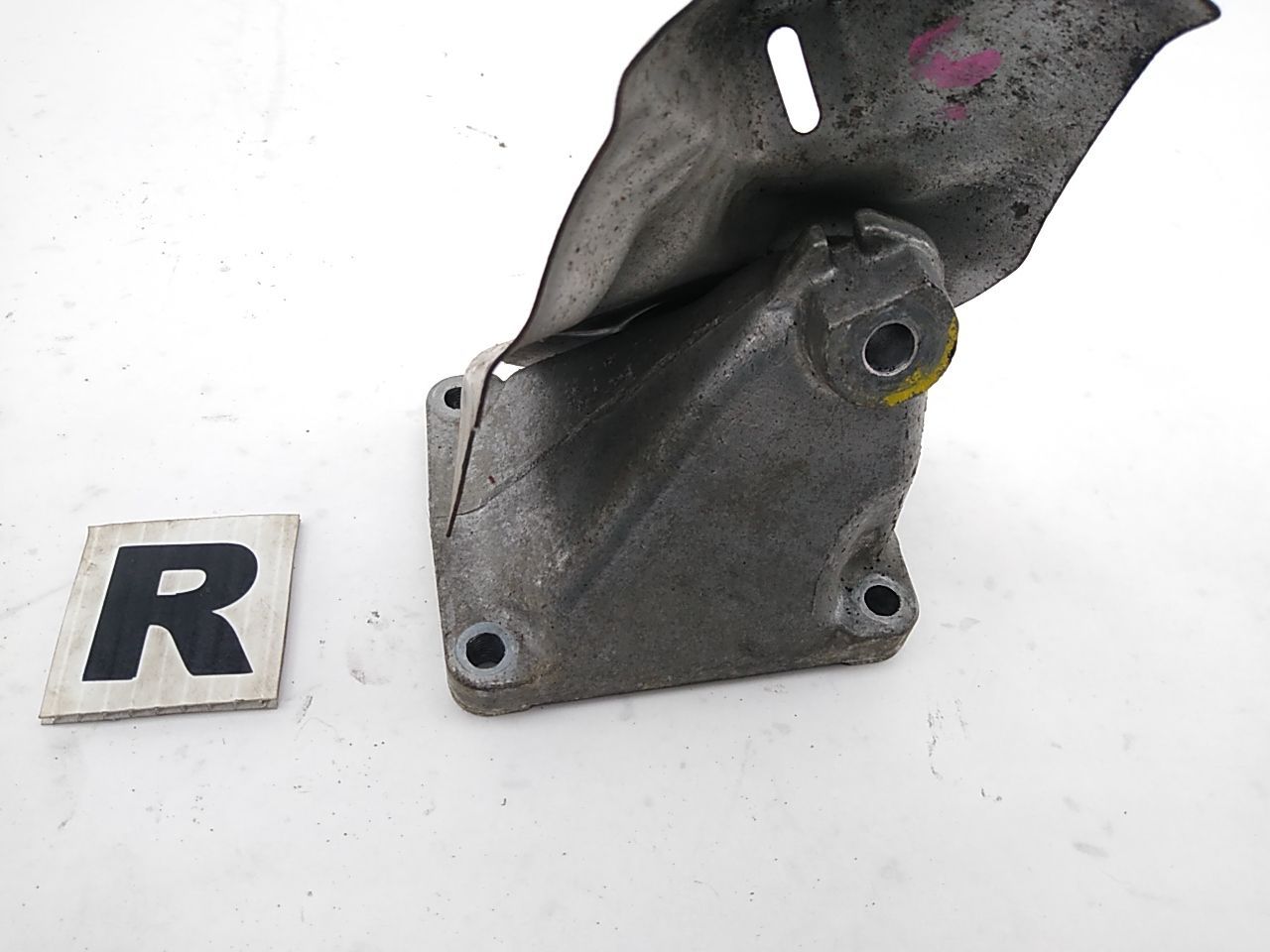 Mercedes SLK230 Pair Of Engine Mount Brackets