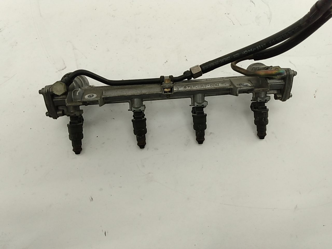 Mercedes SLK230 Fuel Injector Rail with Injectors - 0