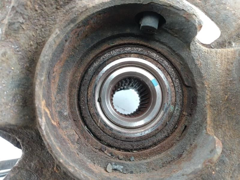 Hyundai Tiburon Front Passenger Right Spindle Knuckle