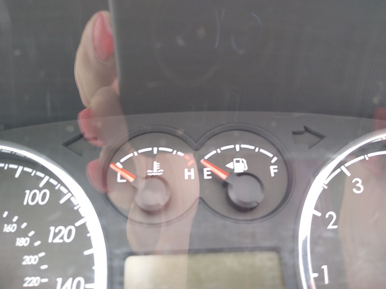 Hyundai Tiburon Speedometer Cluster