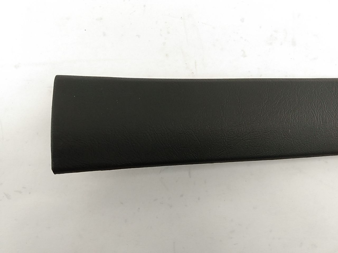 Hyundai Tiburon Rear Roof Trim Cover - 0