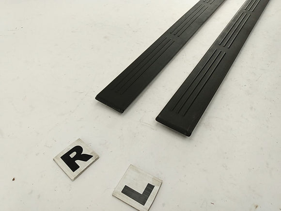 Hyundai Tiburon Pair Of Door Step Trim Plates