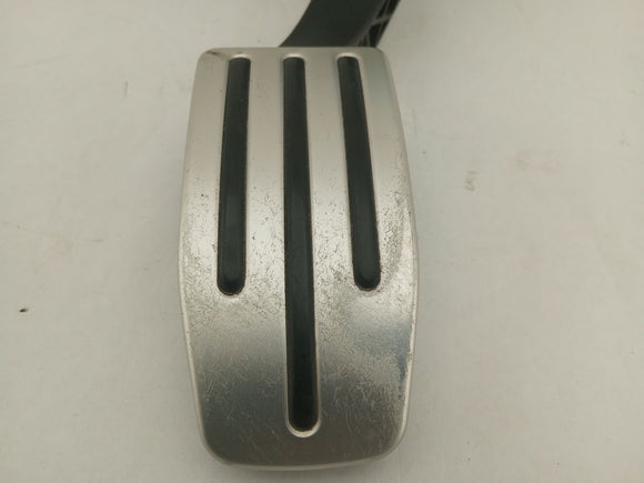 Tesla Model S Acelerator Pedal