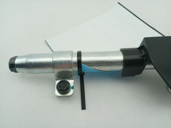 Tesla Model S Front Right Seat Belt Buckle