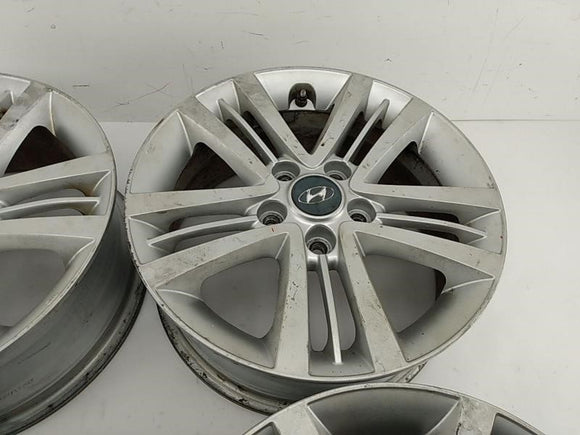 Hyundai Tiburon Set of 4 Wheels