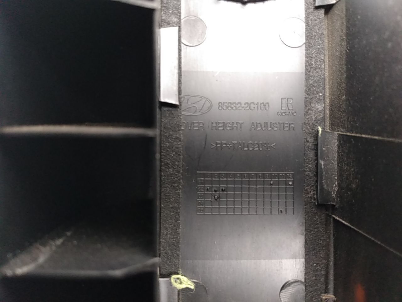 Hyundai Tiburon Driver Left Rear Quarter Glass Window Trim Panel