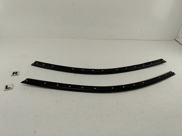 Hyundai Tiburon Pair Of Door Window Trim