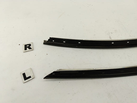 Hyundai Tiburon Pair Of Door Window Trim