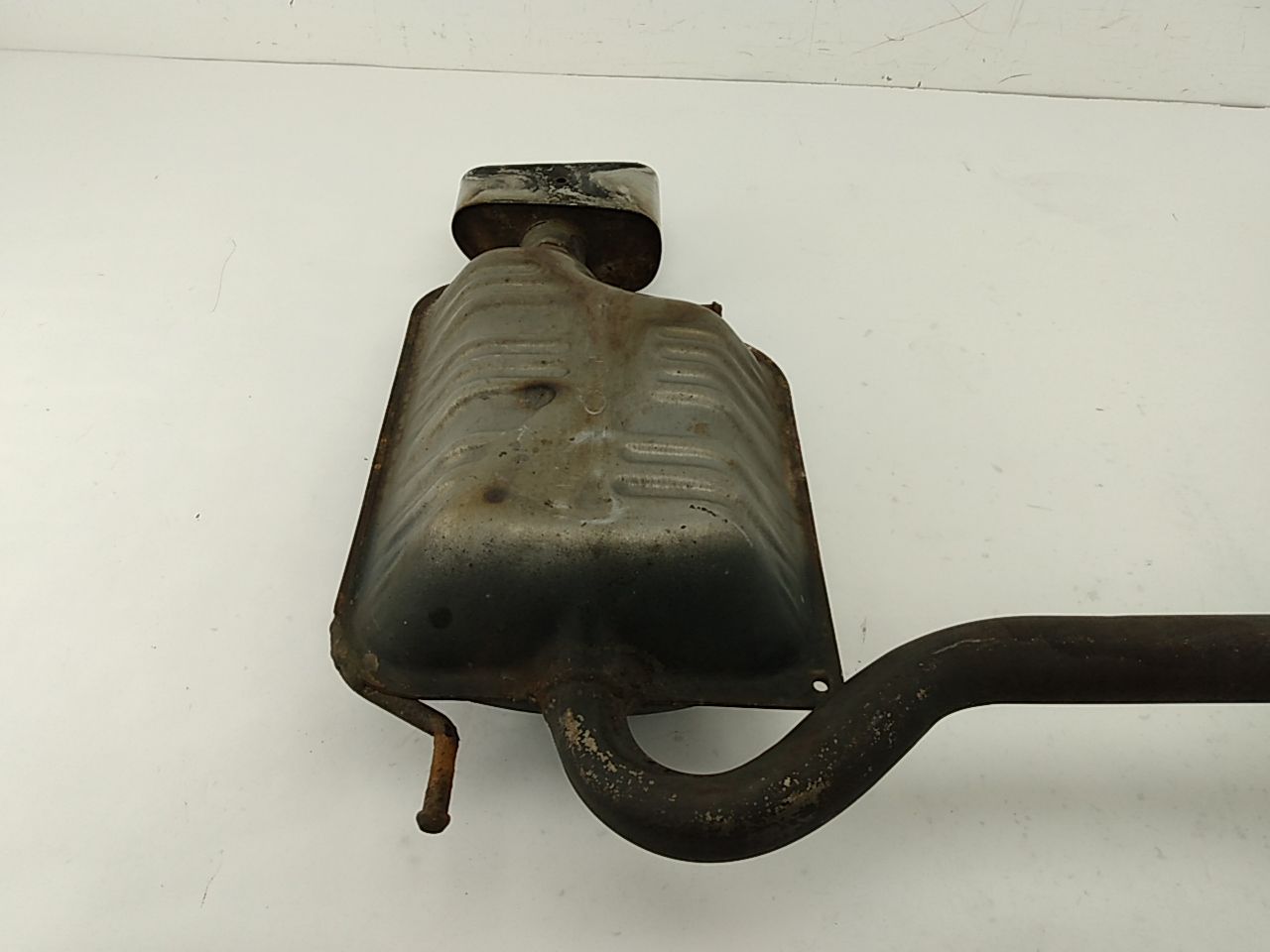 Hyundai Tiburon Tail Muffler Pipe