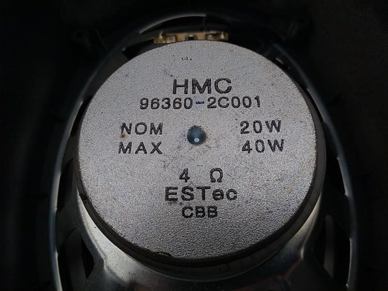 Hyundai Tiburon **AS IS** Set Of Speakers | Playground PAR