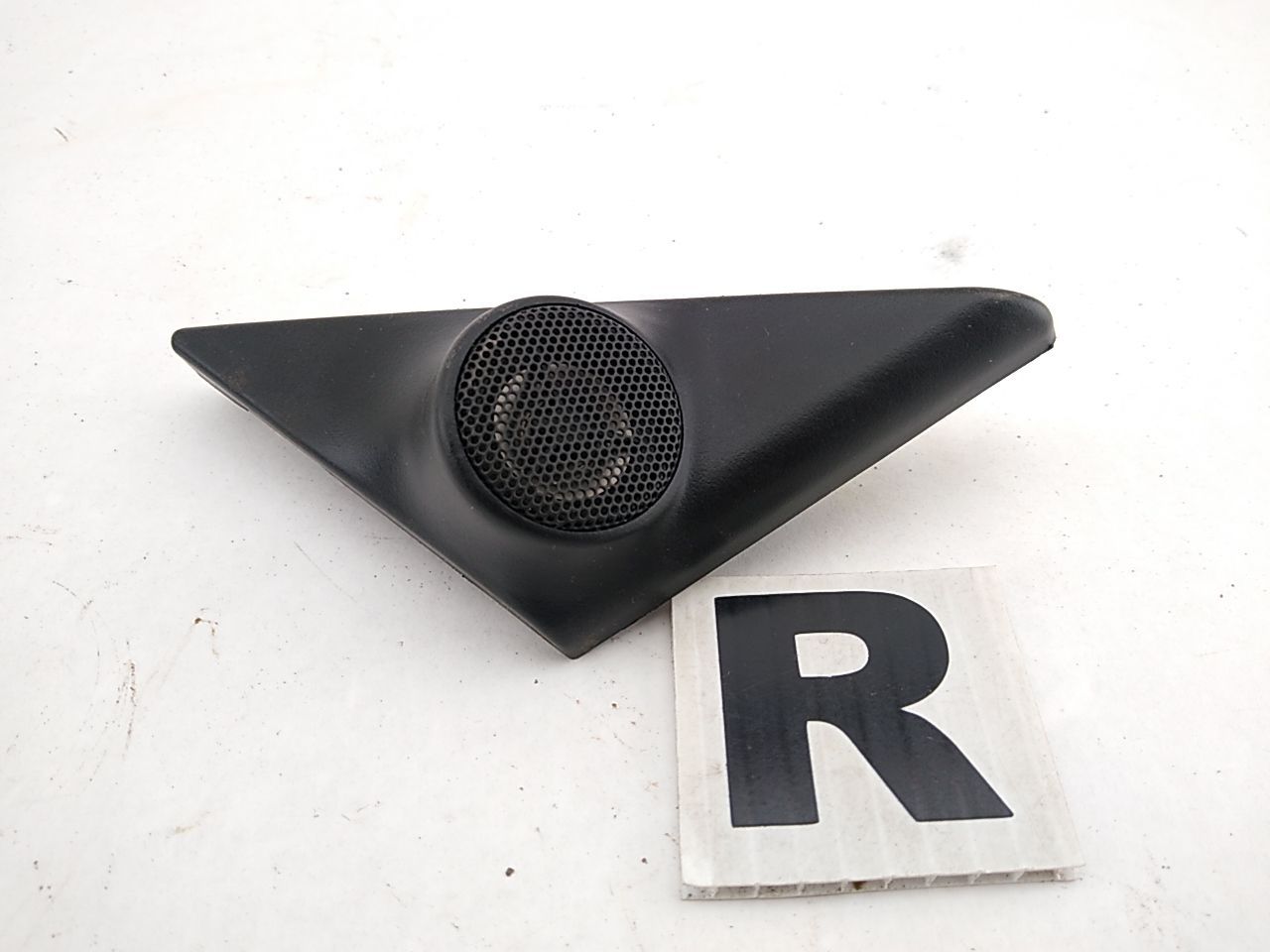 Hyundai Tiburon **AS IS** Set Of Speakers | Playground PAR