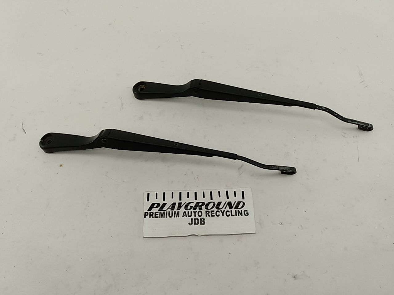 Saab 9-3 Pair Of Windshield Wiper Arms