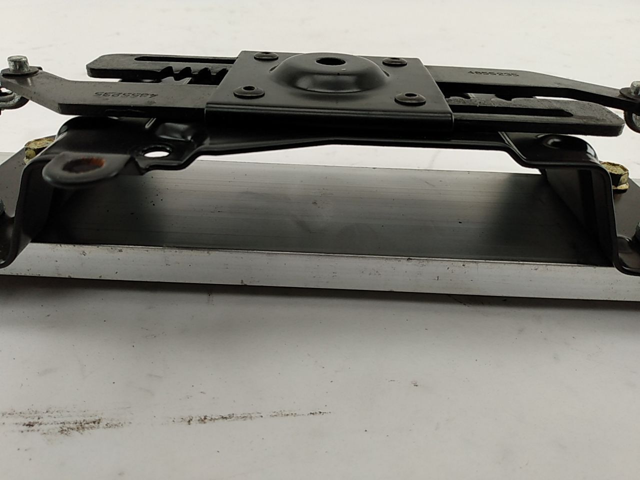 Saab 9-3 Tonneau Latch Without Motor