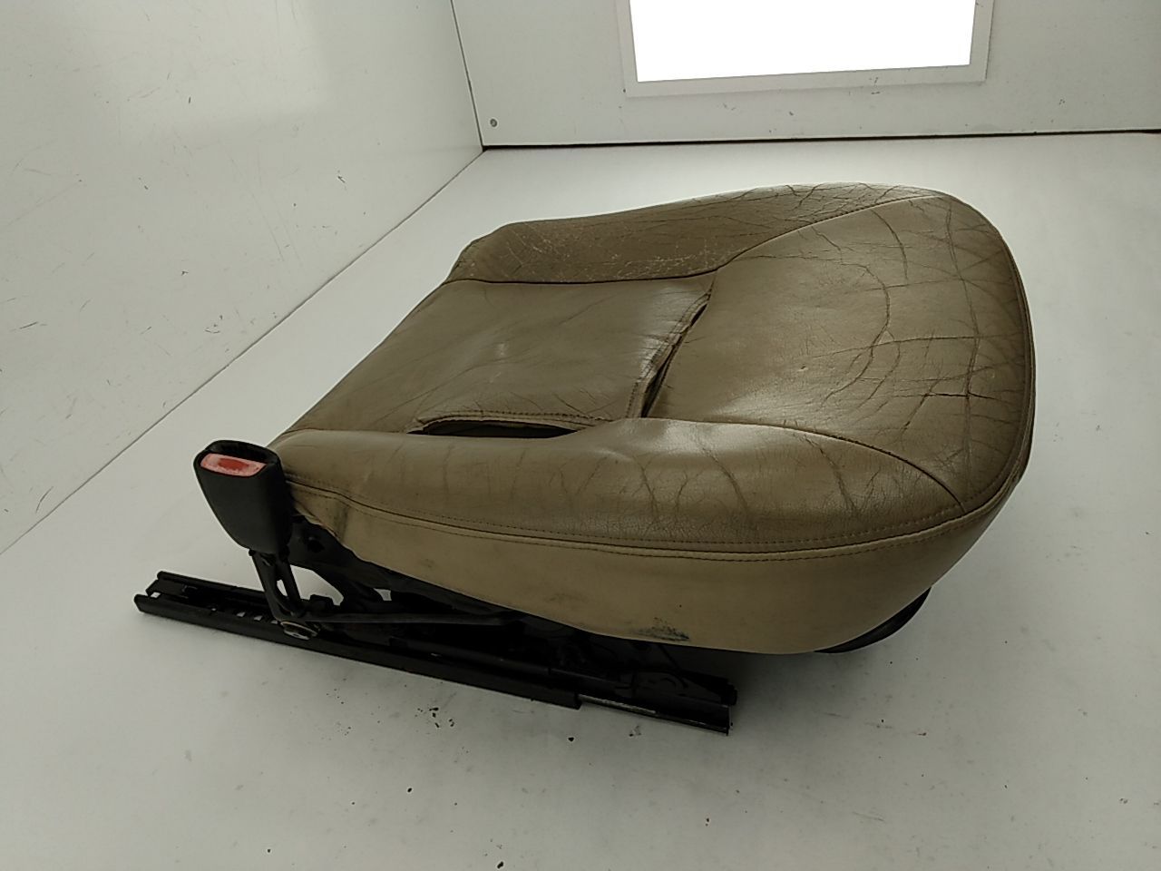 Saab 9-3 Driver Left Front Lower Seat Cushion