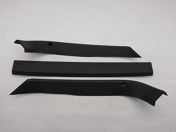 Range Rover Sport Set Of Tailgate Corner Trim Panel