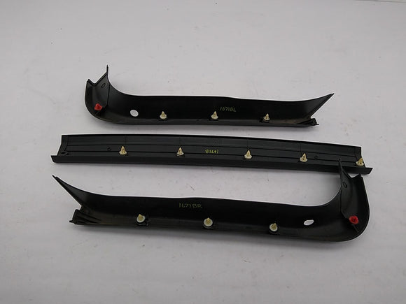 Range Rover Sport Set Of Tailgate Corner Trim Panel