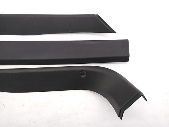 Range Rover Sport Set Of Tailgate Corner Trim Panel