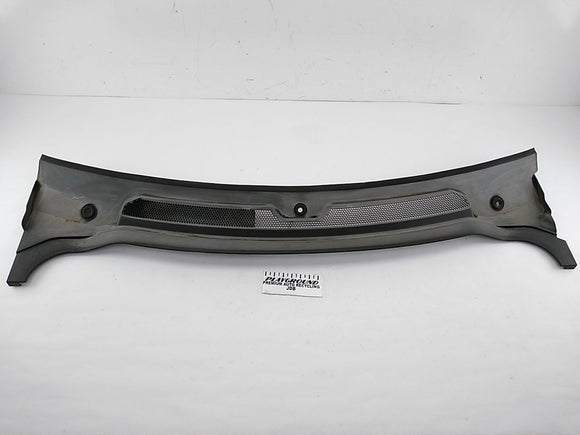Range Rover Sport Windshield Cowl Vent Panel