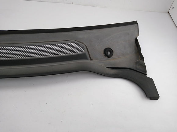 Range Rover Sport Windshield Cowl Vent Panel