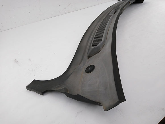 Range Rover Sport Windshield Cowl Vent Panel