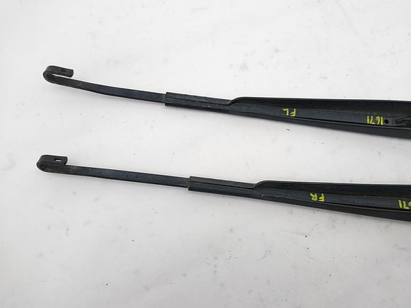 Range Rover Sport Pair Of Windshield Wiper Arm
