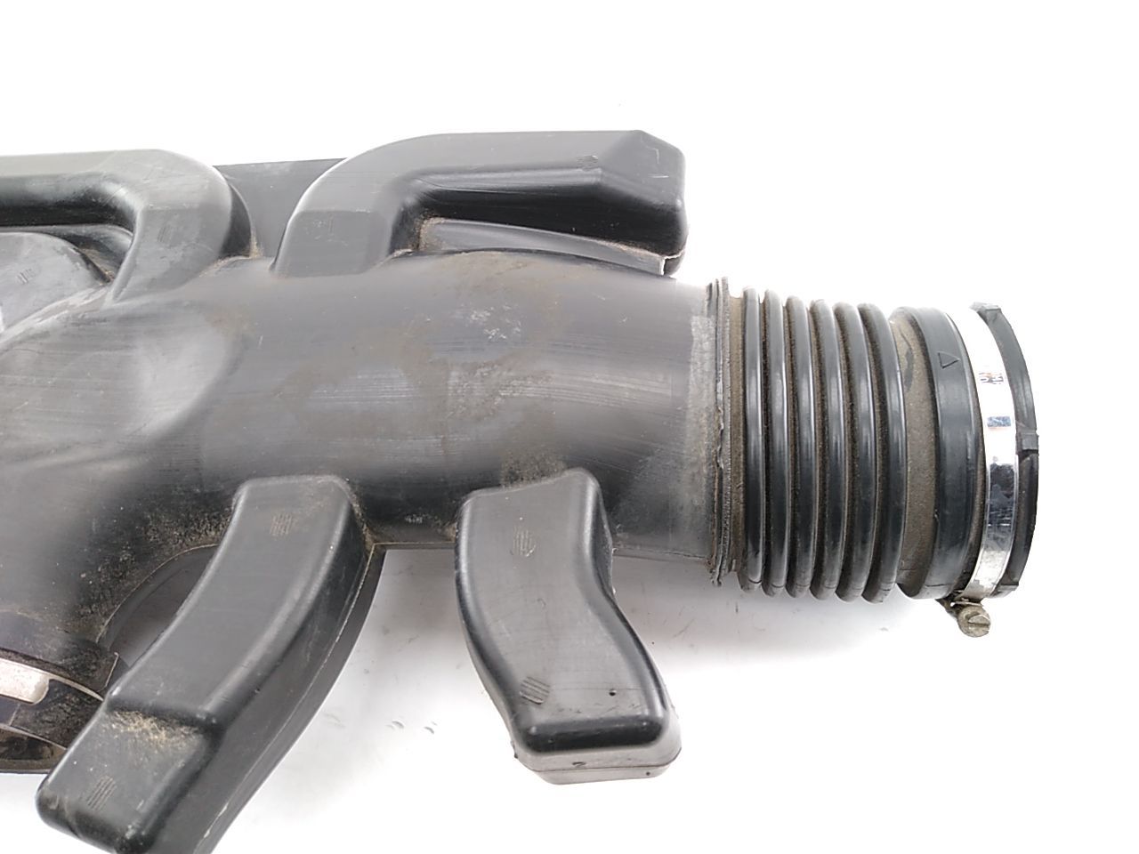 Range Rover Sport Air  Intake Resonator Duct Tube