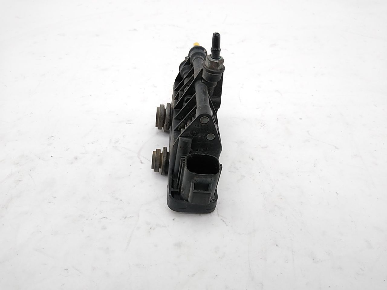 Range Rover Sport Front Passenger Right Air Suspension Solenoid Valve