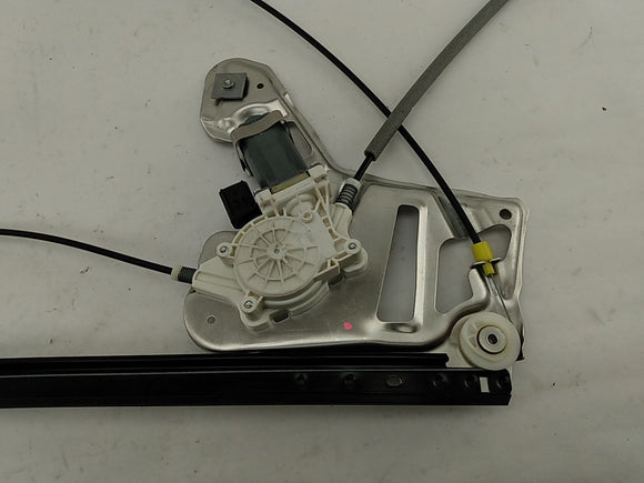 Range Rover Passenger Right Front Window Regulator With Motor