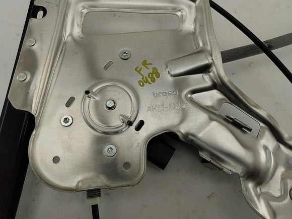 Range Rover Passenger Right Front Window Regulator With Motor