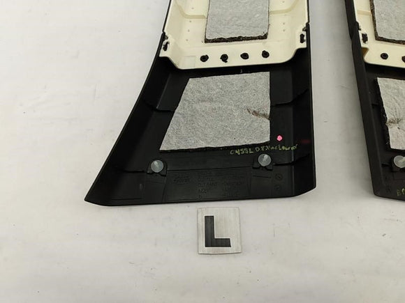 Range Rover Pair Of Front Lower B Pillar Trim Cover Panel