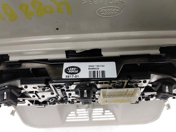 Range Rover Rear Center Dome Light