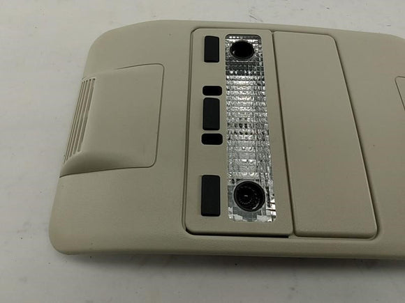 Range Rover Rear Center Dome Light