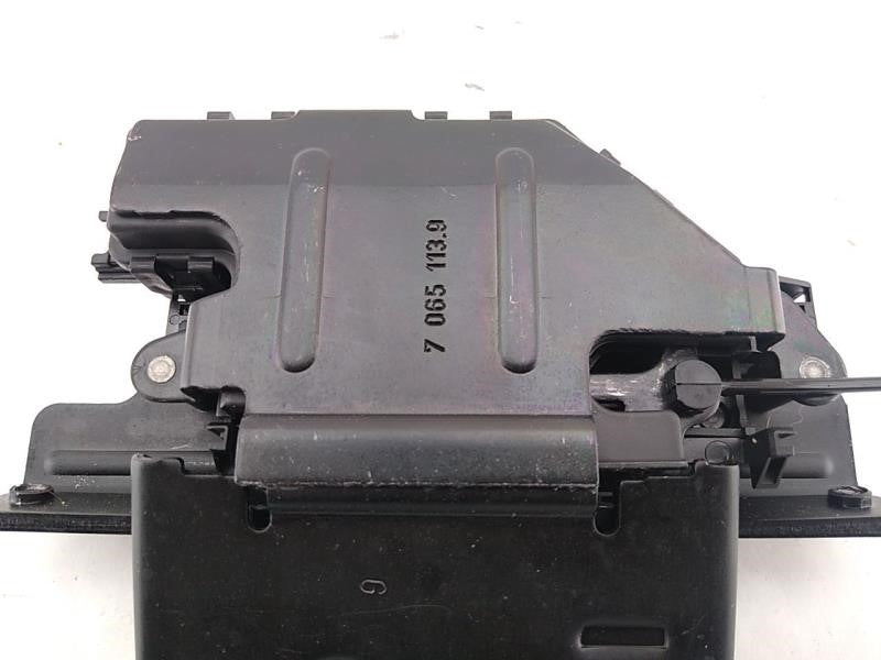 Range Rover Rear Trunk Lock Latch Actuator