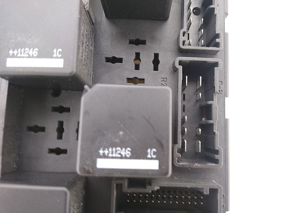 Range Rover Rear Trunk Junction Fuse Box