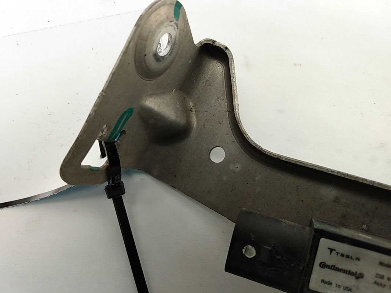 Tesla Model S Rear Air Suspension Height Sensor Assembly