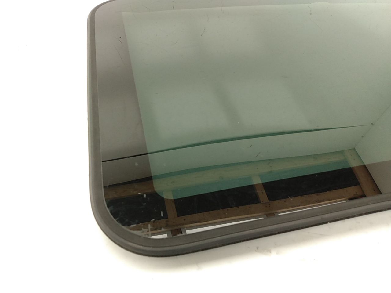 Maserati Quattroporte Roof Glass