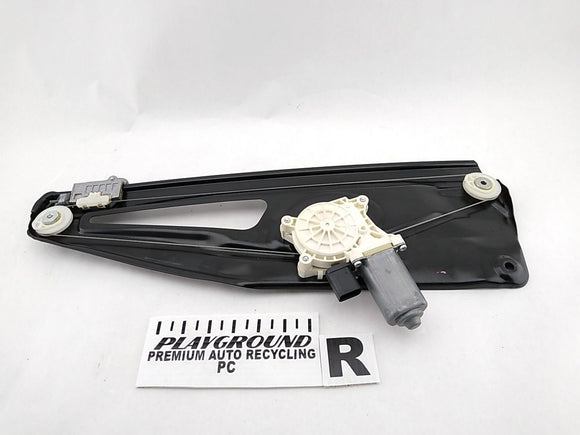 Range Rover Passenger Right Rear Window Regulator With Motor