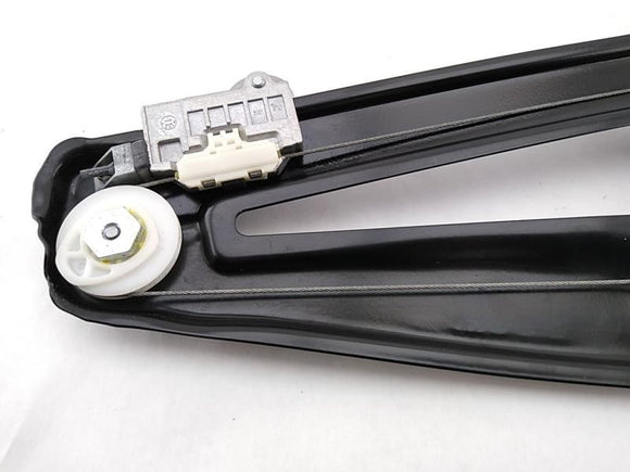 Range Rover Passenger Right Rear Window Regulator With Motor