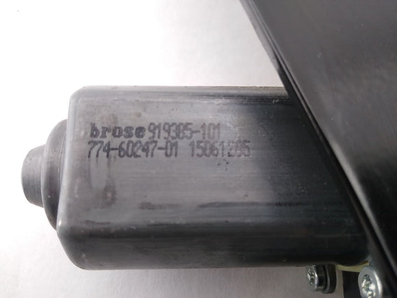 Range Rover Passenger Right Rear Window Regulator With Motor