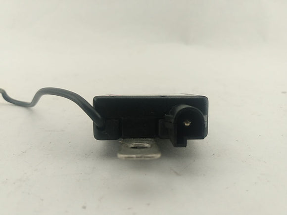 Range Rover Driver Left Rear Antenna Amplifier Module