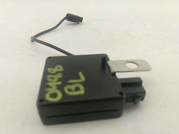 Range Rover Driver Left Rear Antenna Amplifier Module