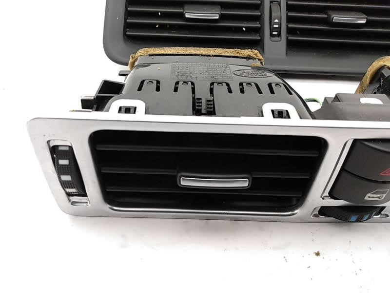 Range Rover Set Of Dashboard AC Heater Air Vents