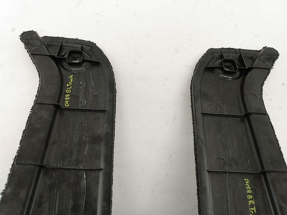 Range Rover Pair Of Rear Cargo Carpet Trim Panel