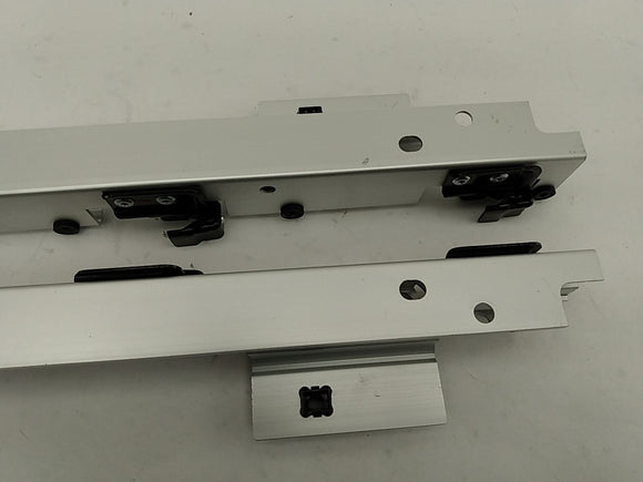 Range Rover Pair Of Rear Shelf Plate Tonneau Support Panel