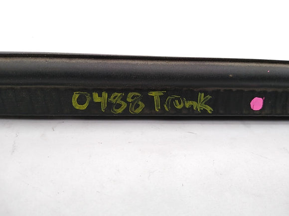 Range Rover Rear Trunk Seal Rubber Molding