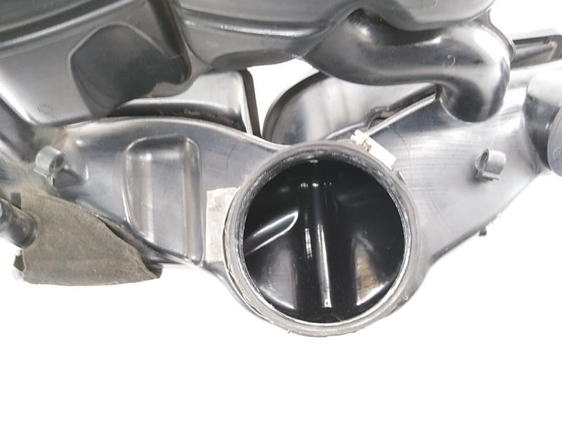 Range Rover Air Cleaner Intake Resonator Box