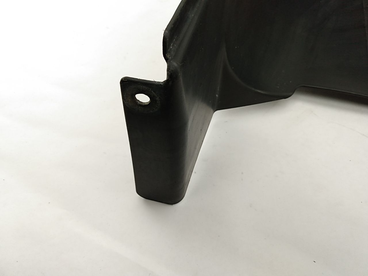 Range Rover Rear Driver Left Inner Fender Liner